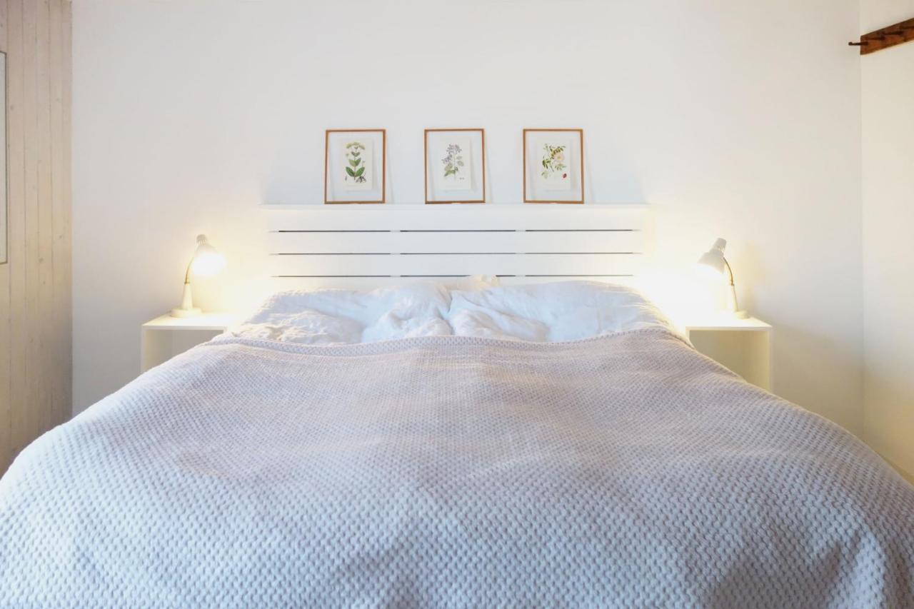 Vikens Bed And Breakfast Viken  エクステリア 写真